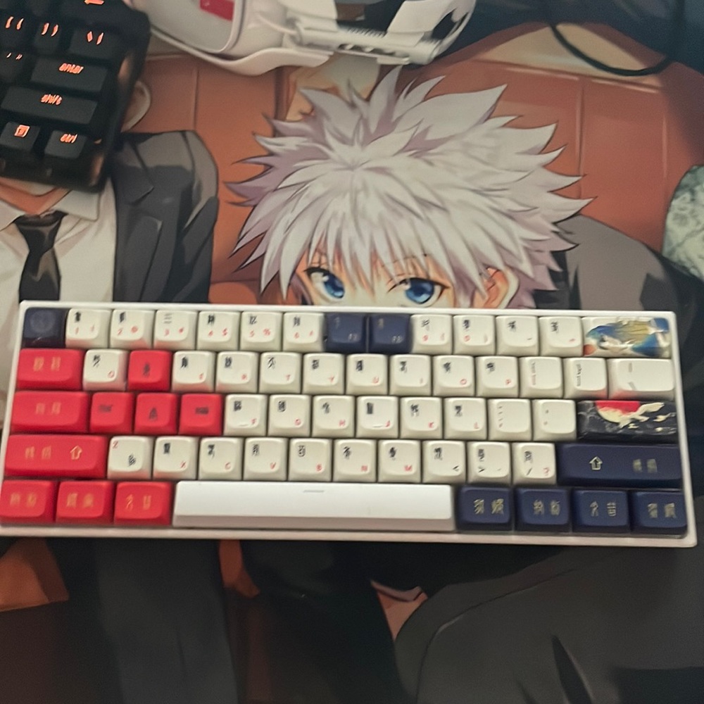 60% keyboard with cream and lube switches